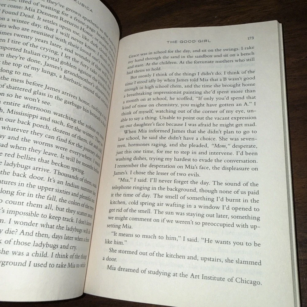 The Good‎ Girl Paperback Mary Kubica